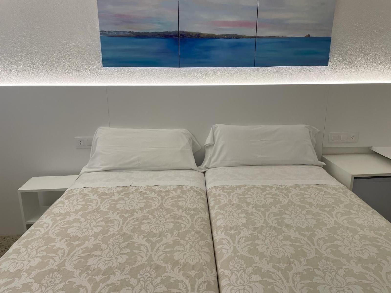 Hostal Marina Кадакес Экстерьер фото